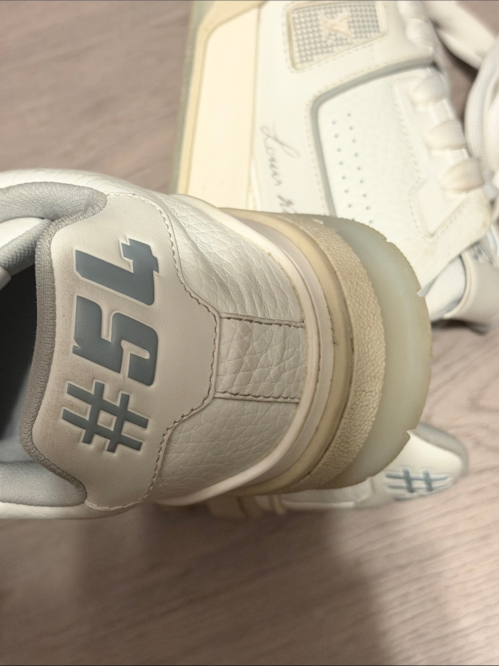 Louis Vuitton Cream White Low-Top Sneakers - Picture 7 of 11